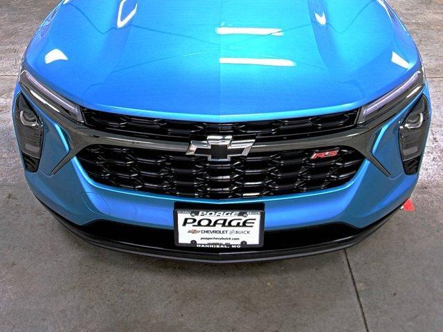 new 2025 Chevrolet Trax car, priced at $27,029