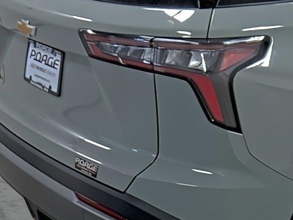 new 2026 Chevrolet Equinox car, priced at $33,285