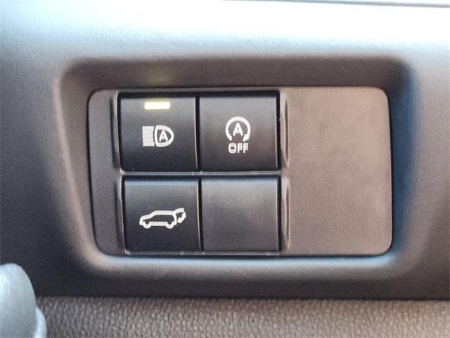 used 2024 Toyota Highlander car, priced at $35,997