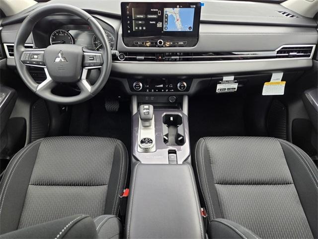 new 2025 Mitsubishi Outlander car, priced at $28,670