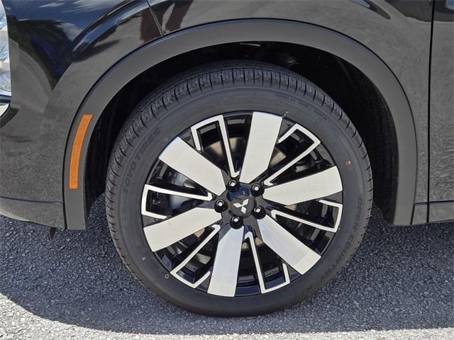 new 2025 Mitsubishi Outlander car, priced at $39,140