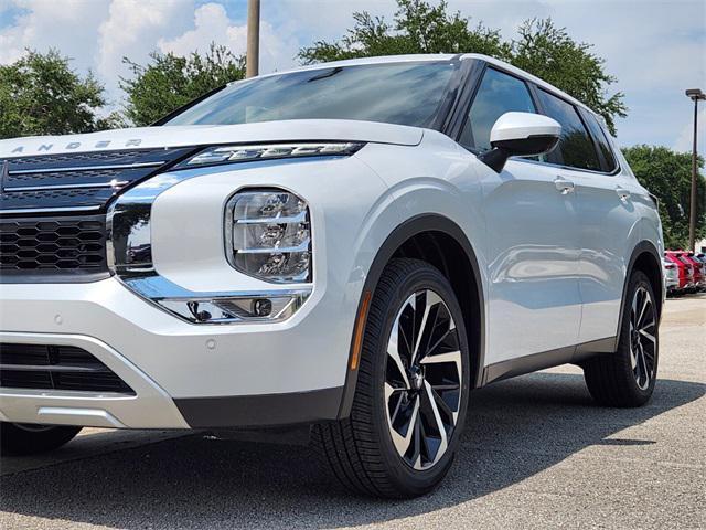 new 2024 Mitsubishi Outlander car, priced at $31,470