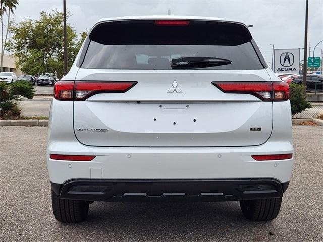 new 2024 Mitsubishi Outlander car, priced at $33,300