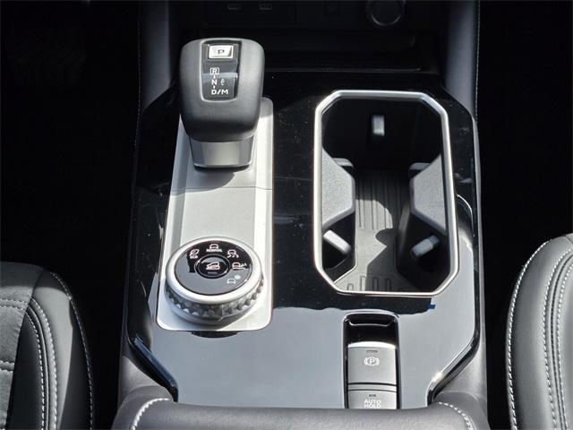 new 2025 Mitsubishi Outlander car, priced at $30,895