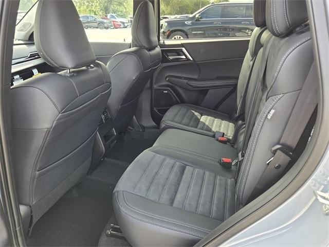 new 2025 Mitsubishi Outlander car, priced at $30,895