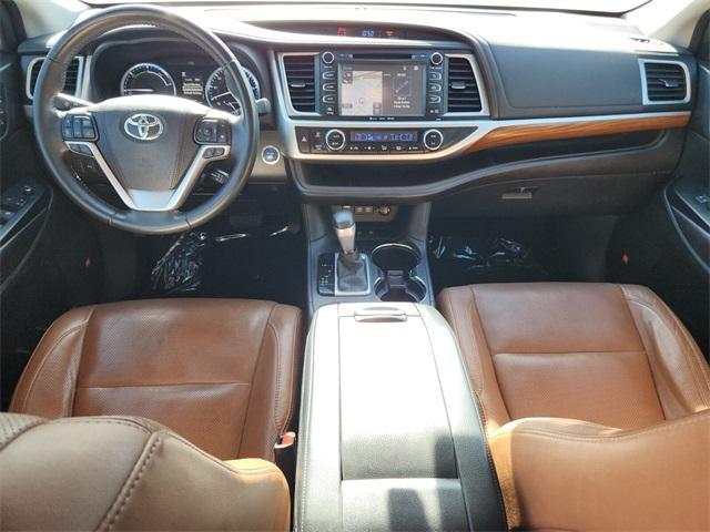used 2017 Toyota Highlander Hybrid car, priced at $25,997