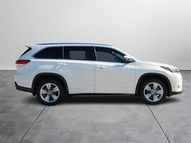 used 2017 Toyota Highlander Hybrid car, priced at $25,997