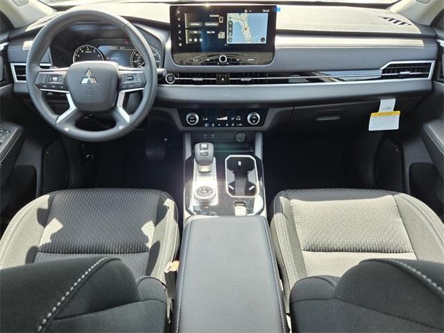 new 2025 Mitsubishi Outlander car, priced at $28,005
