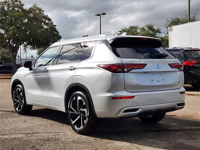 new 2024 Mitsubishi Outlander car, priced at $31,180