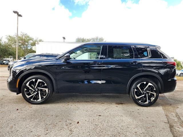 new 2024 Mitsubishi Outlander car, priced at $33,050