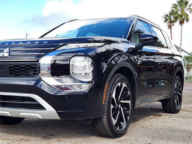 new 2024 Mitsubishi Outlander car, priced at $33,050