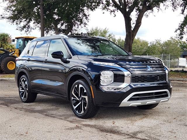 new 2024 Mitsubishi Outlander car, priced at $33,050