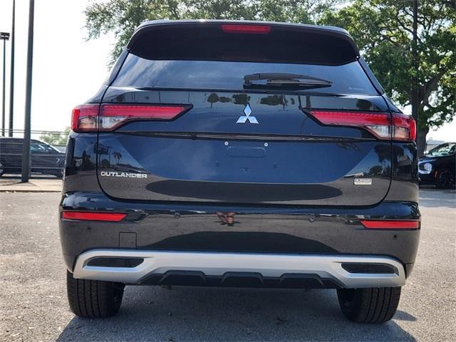 new 2024 Mitsubishi Outlander car, priced at $35,670