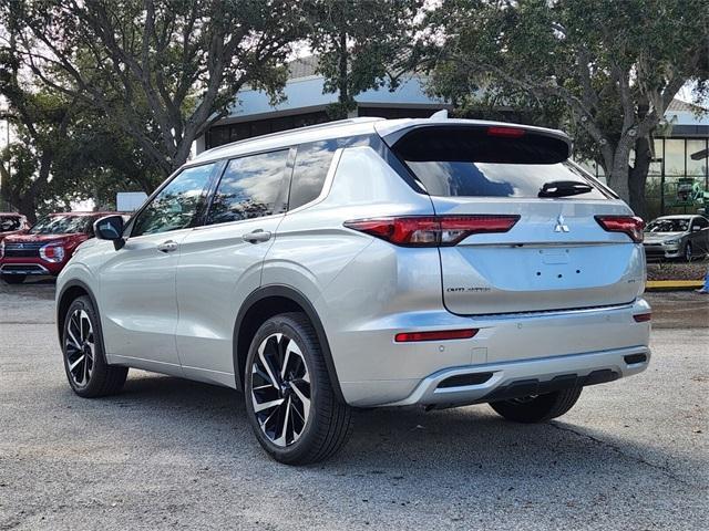 new 2024 Mitsubishi Outlander car, priced at $32,690