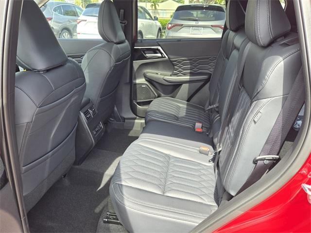 new 2025 Mitsubishi Outlander car, priced at $34,695