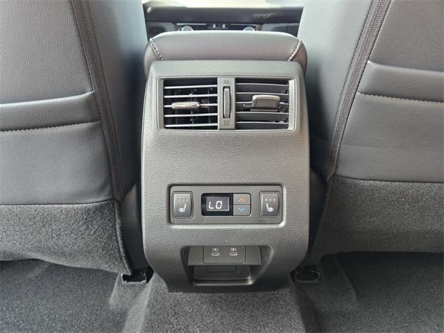 new 2025 Mitsubishi Outlander car, priced at $34,695