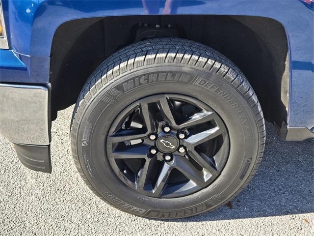 used 2015 Chevrolet Silverado 1500 car, priced at $17,997