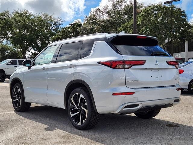 new 2024 Mitsubishi Outlander car, priced at $31,070