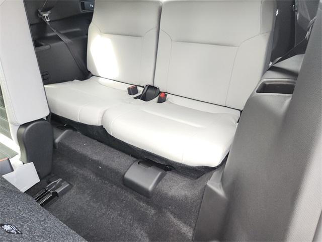 new 2025 Mitsubishi Outlander car, priced at $31,865