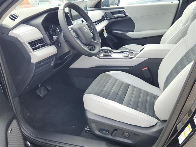 new 2025 Mitsubishi Outlander car, priced at $31,865