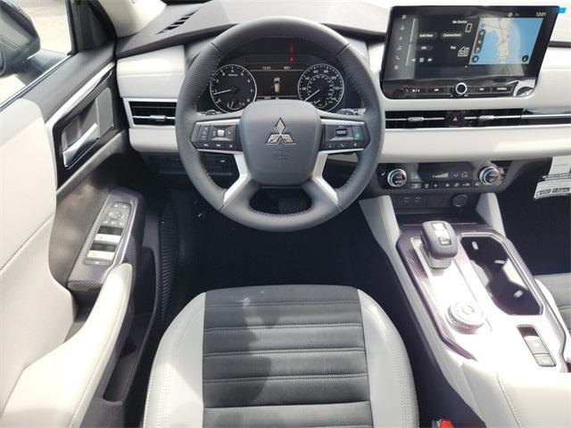new 2025 Mitsubishi Outlander car, priced at $31,865
