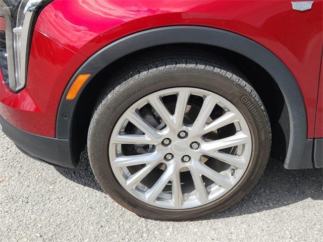used 2022 Cadillac XT4 car, priced at $23,997