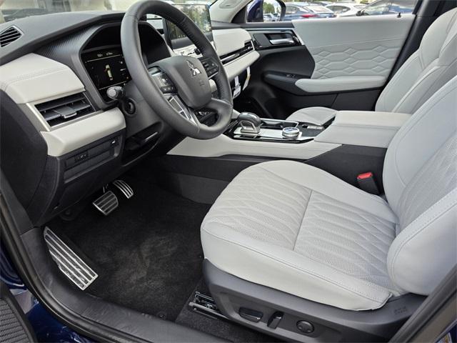 new 2025 Mitsubishi Outlander car, priced at $35,410