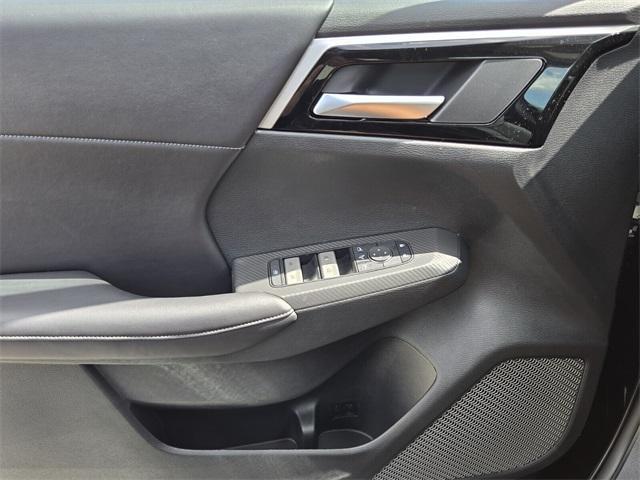 new 2025 Mitsubishi Outlander PHEV car, priced at $39,550