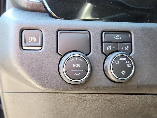 used 2022 Chevrolet Silverado 1500 car, priced at $34,997