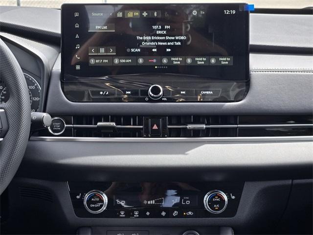 new 2025 Mitsubishi Outlander car, priced at $30,500