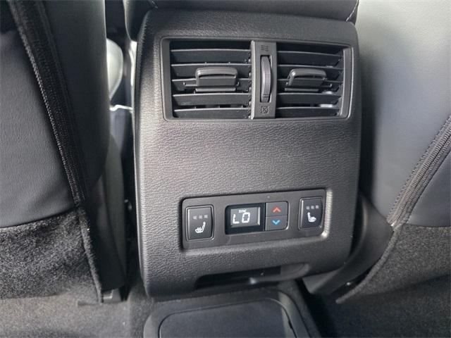 new 2025 Mitsubishi Outlander PHEV car, priced at $43,190