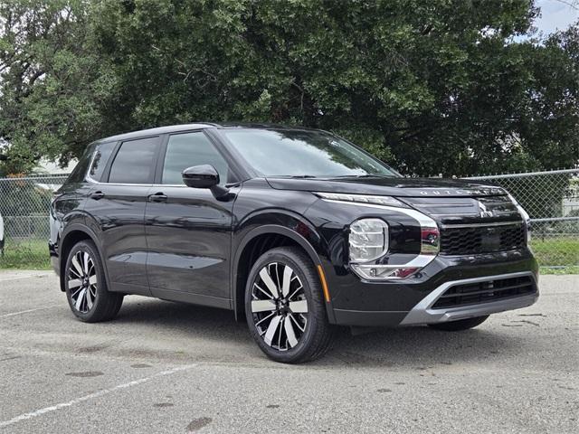 new 2025 Mitsubishi Outlander car, priced at $30,705