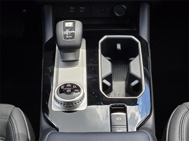 new 2025 Mitsubishi Outlander car, priced at $33,295