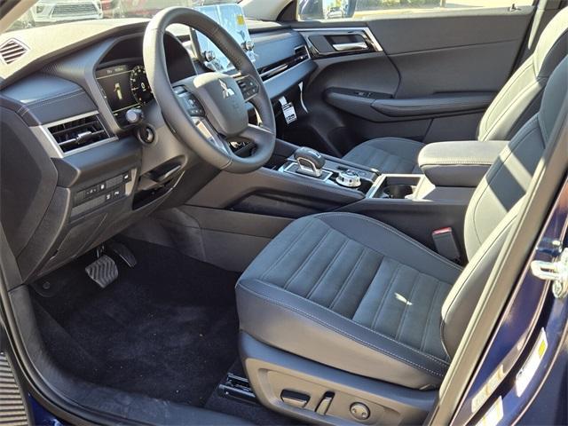 new 2025 Mitsubishi Outlander PHEV car, priced at $39,325