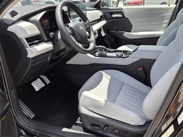new 2025 Mitsubishi Outlander car, priced at $39,090