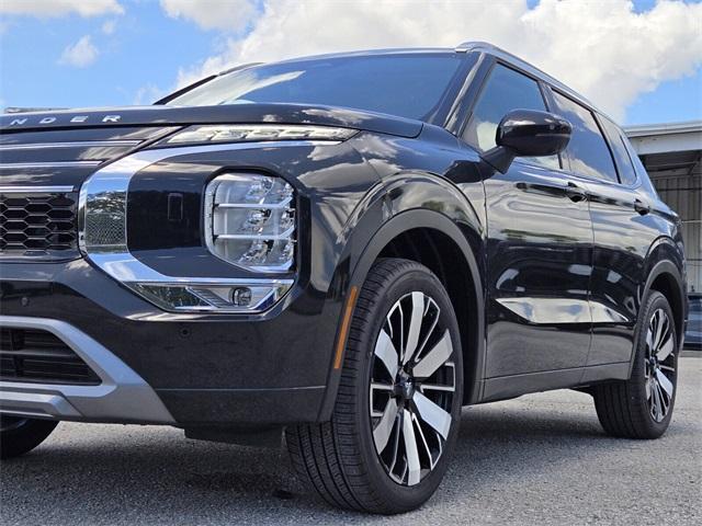 new 2025 Mitsubishi Outlander car, priced at $39,090