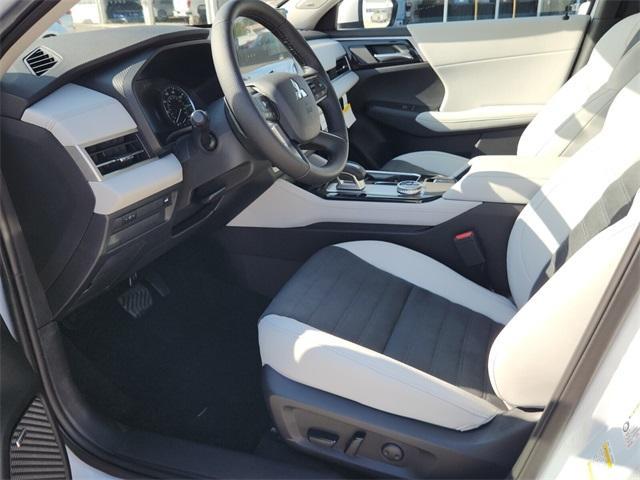 new 2025 Mitsubishi Outlander car, priced at $30,975