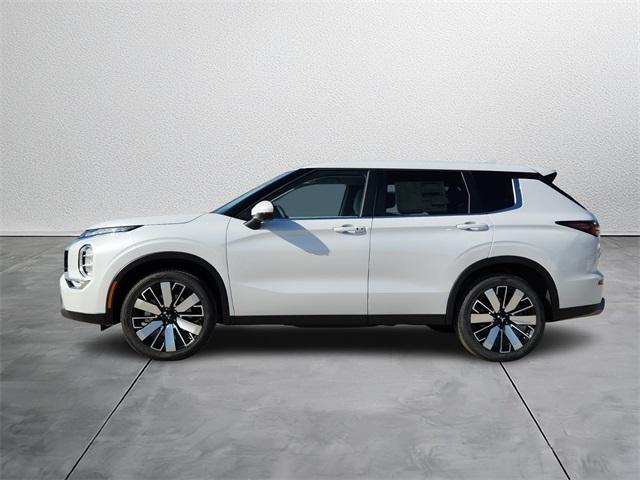 new 2025 Mitsubishi Outlander car, priced at $30,975