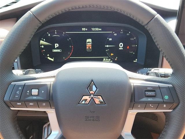 new 2025 Mitsubishi Outlander car, priced at $37,350