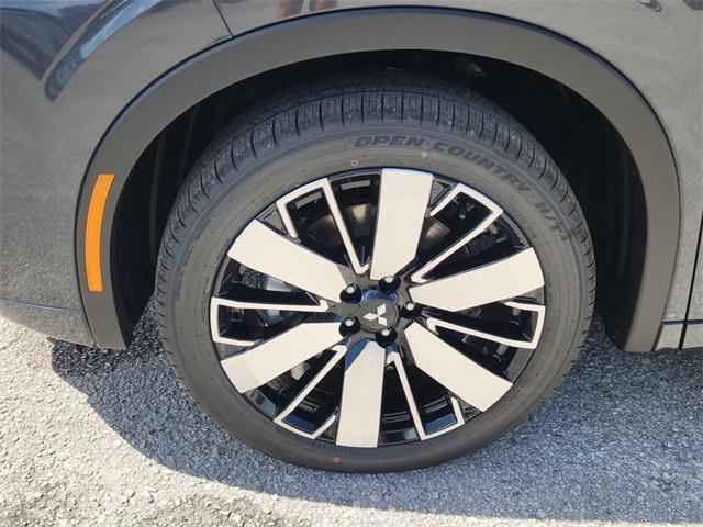 new 2025 Mitsubishi Outlander car, priced at $37,350