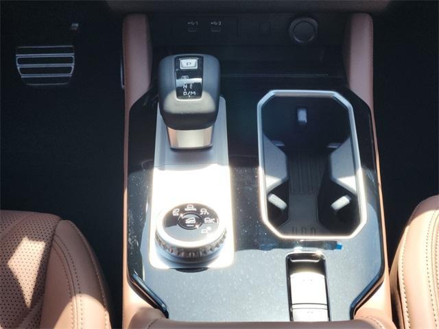 new 2025 Mitsubishi Outlander car, priced at $37,350