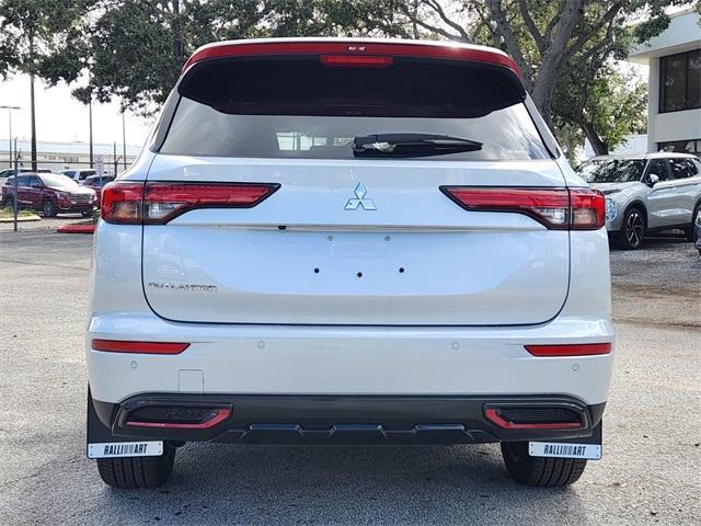 new 2024 Mitsubishi Outlander car, priced at $32,765