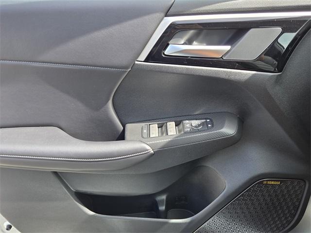 new 2025 Mitsubishi Outlander car, priced at $32,700