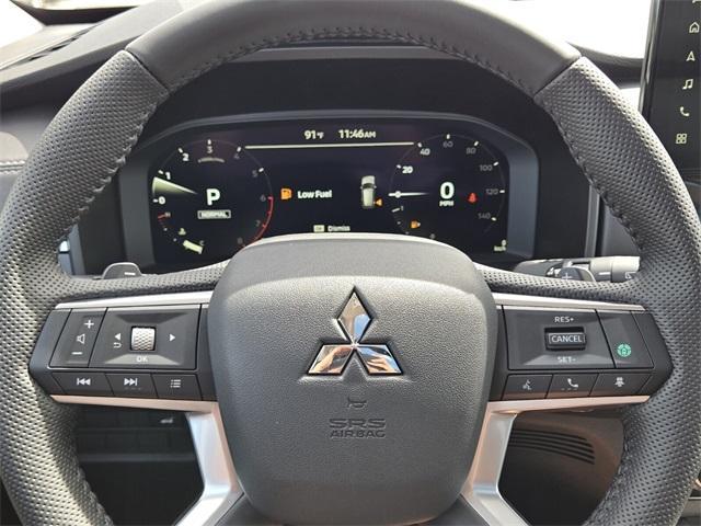 new 2025 Mitsubishi Outlander car, priced at $32,700