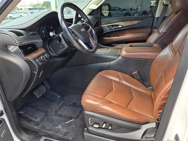 used 2020 Cadillac Escalade car, priced at $37,997