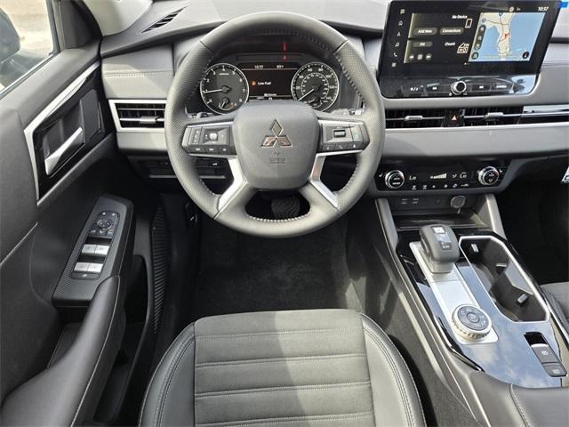 new 2025 Mitsubishi Outlander car, priced at $30,605