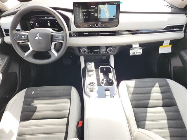 new 2025 Mitsubishi Outlander car, priced at $33,540