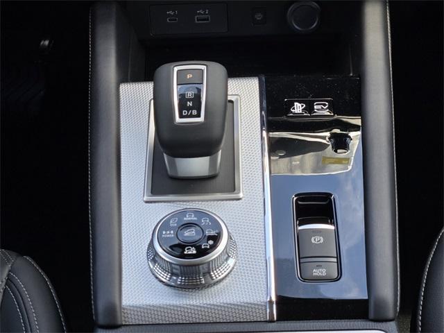 new 2025 Mitsubishi Outlander PHEV car, priced at $40,870