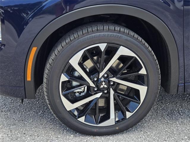 new 2025 Mitsubishi Outlander PHEV car, priced at $40,870