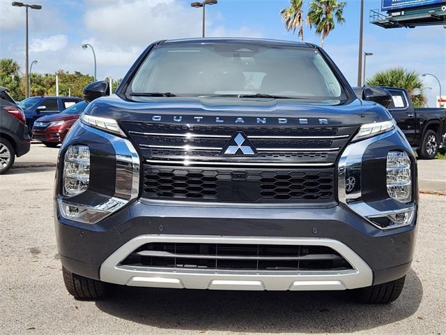 new 2024 Mitsubishi Outlander car, priced at $30,290